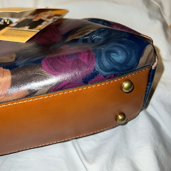 Patricia Nash Clamshell Mia Leather Purse Peruvian Floral Satchel Bag New - Picture 6 of 8